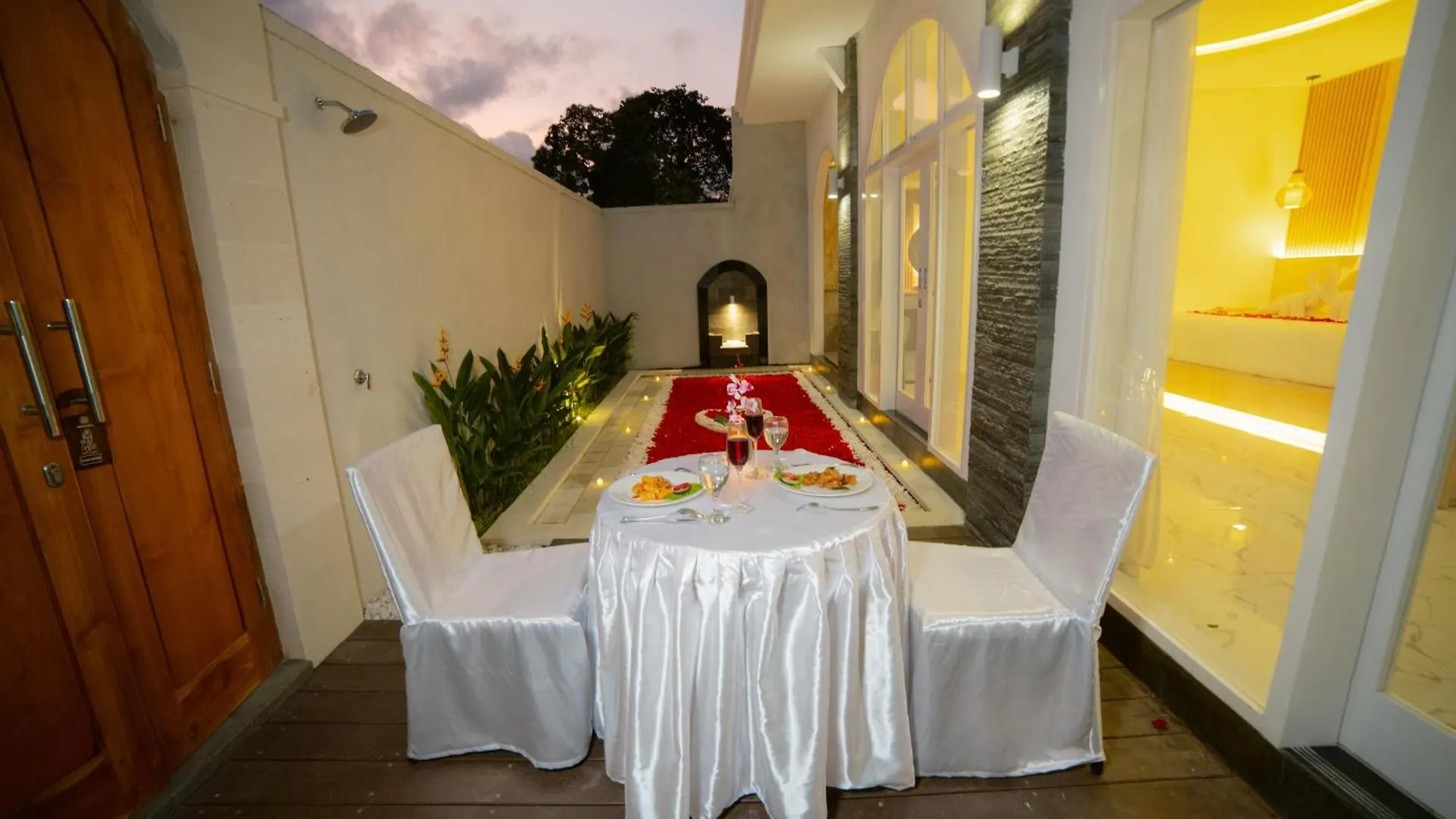 Kubu Bali Suite Seminyak Kerobokan  Kerobokan (Bali)